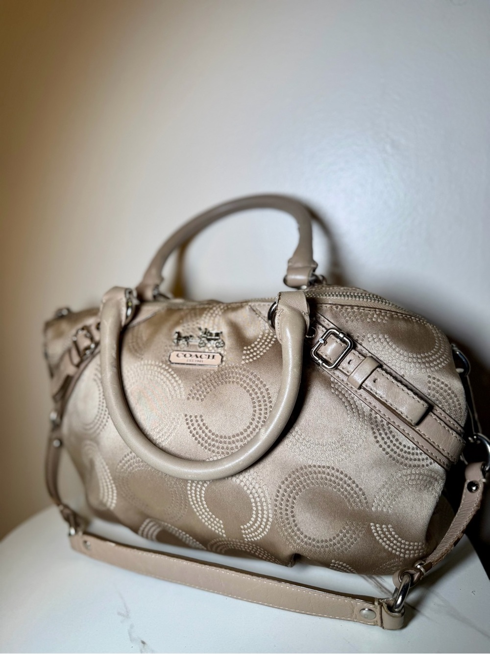 Coach Madison Dotted Op Art Sophia Satchel - Picture 3 of 11